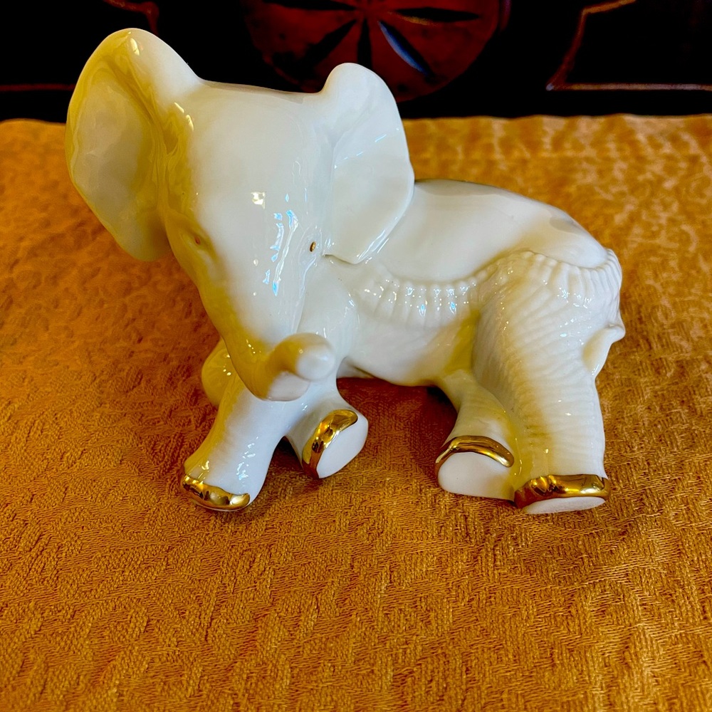 Lenox ivory with gold trim elephant
